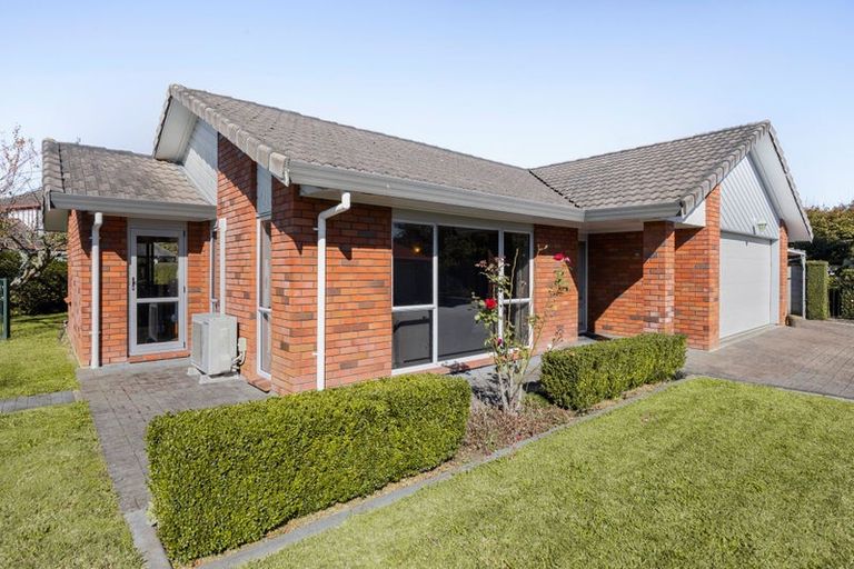 Photo of property in 1 The Avenue, Harrowfield, Hamilton, 3210
