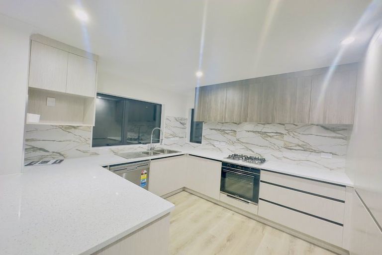 Photo of property in 11e Laurie Avenue, Papakura, 2110