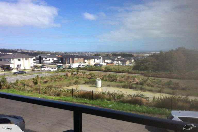 Photo of property in 7 Fricker Way, Flat Bush, Auckland, 2019