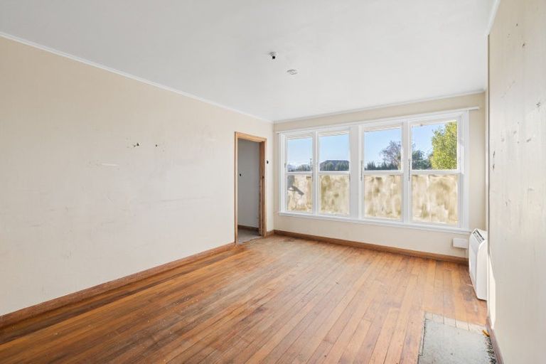 Photo of property in 8-10 Dix Crescent, Riversdale, Blenheim, 7201