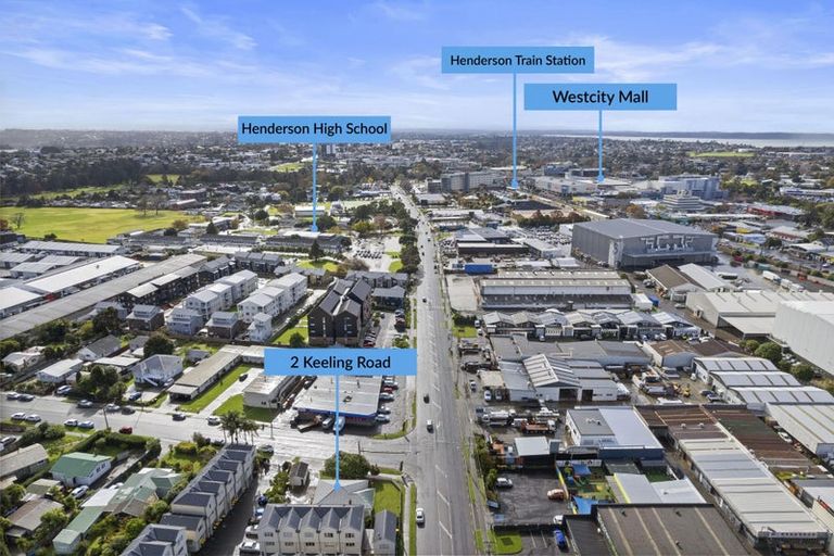 Photo of property in 2 Keeling Road, Henderson, Auckland, 0612