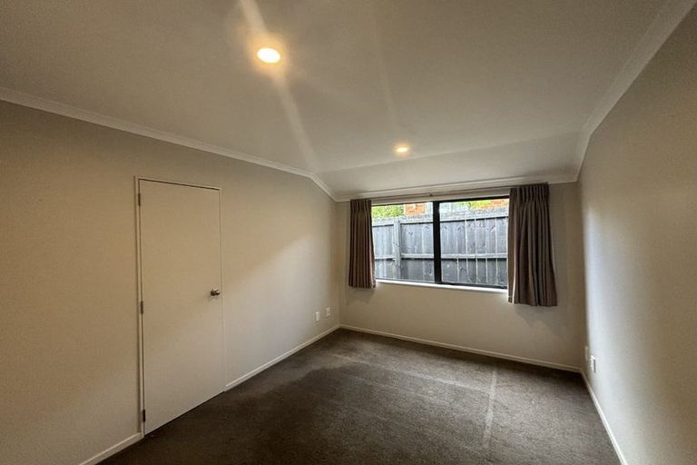 Photo of property in 12 Arthur Carwen Place, Pukekohe, 2120