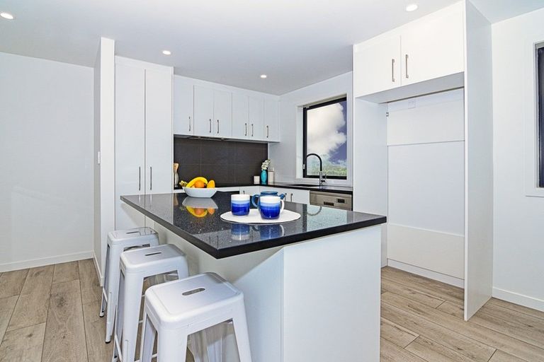 Photo of property in 3 Okohaka Avenue, Glenbrook, 2681