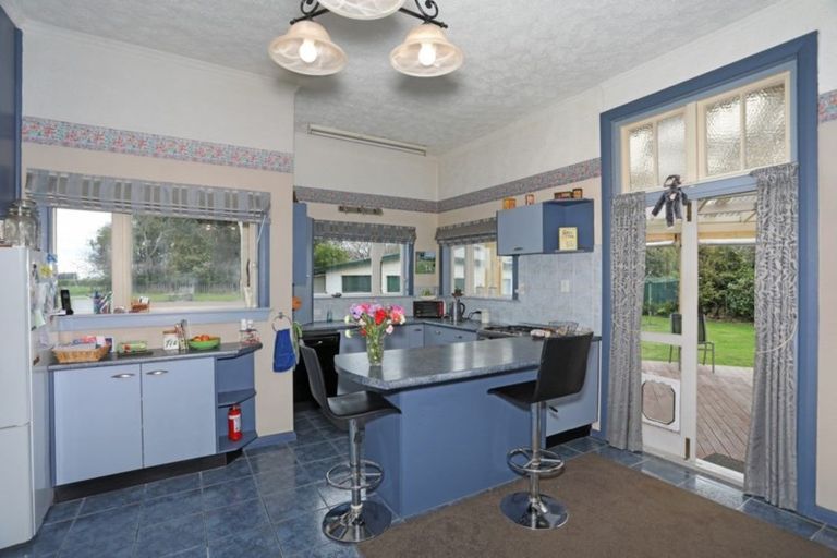 Photo of property in 25 Wanganui Road, Marton, 4710