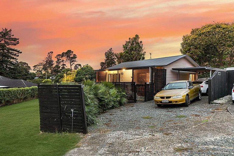 Photo of property in 10 Grierson Place, Pukekohe, 2120