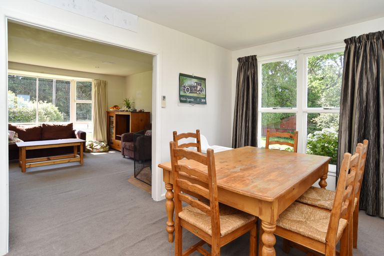 Photo of property in 123 Maddisons Road, Templeton, Christchurch, 8042