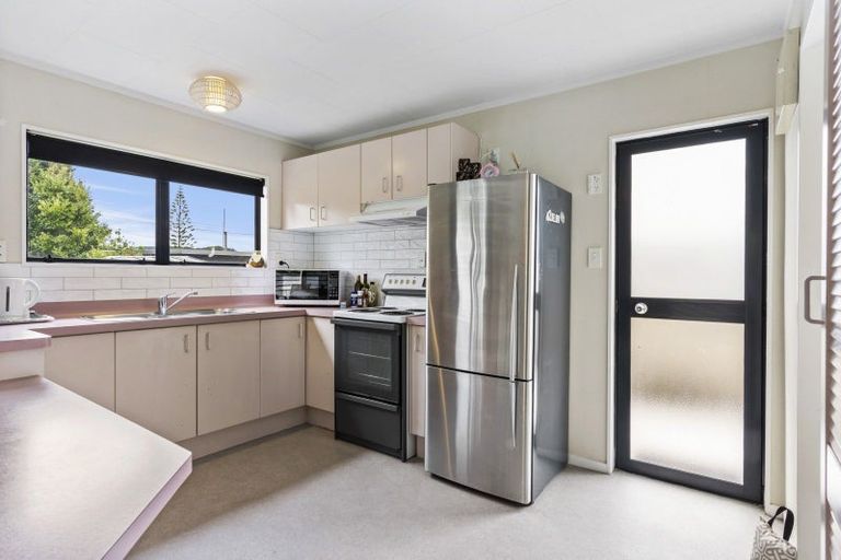 Photo of property in 104b Linton Crescent, Whangamata, 3620