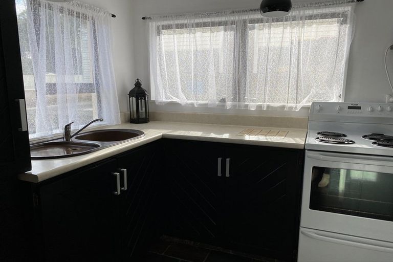Photo of property in 255 High Street, Eltham, 4322