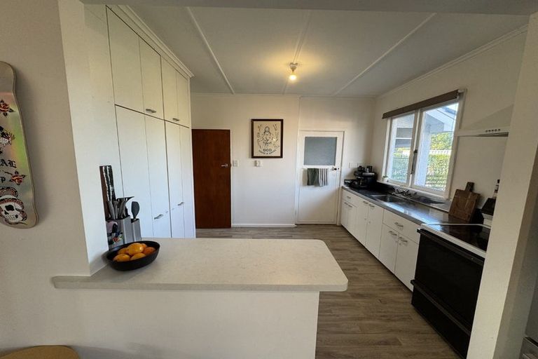 Photo of property in 209 Leo Street, Akina, Hastings, 4122