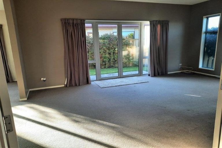 Photo of property in 16 Wagner Crescent, Northwood, Christchurch, 8051