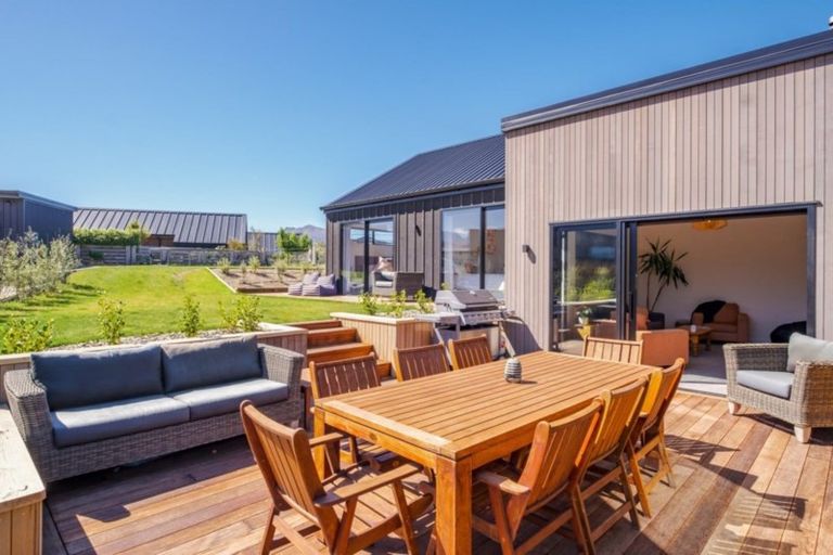 Photo of property in 57 Minaret Ridge, Wanaka, 9305