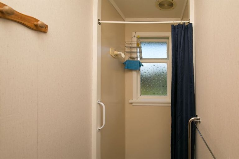 Photo of property in 15 Ostend Place, Avonhead, Christchurch, 8042