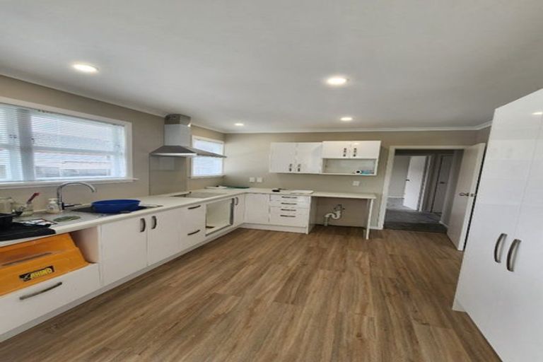 Photo of property in 1/17 Settlement Road, Papakura, 2110