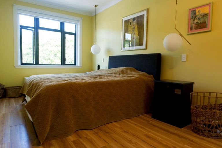 Photo of property in 1/338 Karori Road, Karori, Wellington, 6012