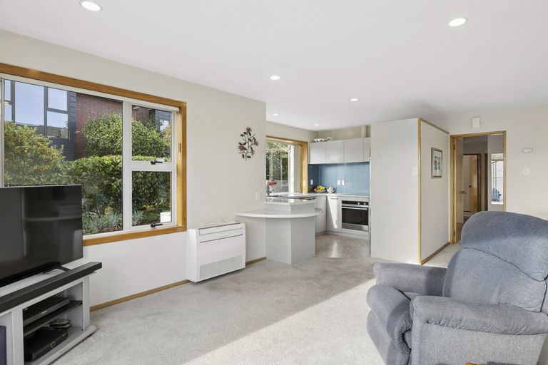 Photo of property in 9a Glenfinnan Place, Andersons Bay, Dunedin, 9013