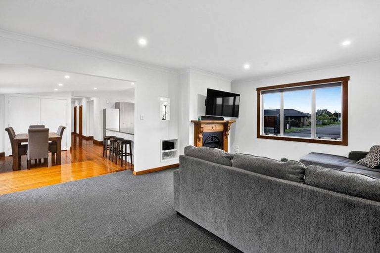 Photo of property in 20 Montague Grove, Stratford, 4332