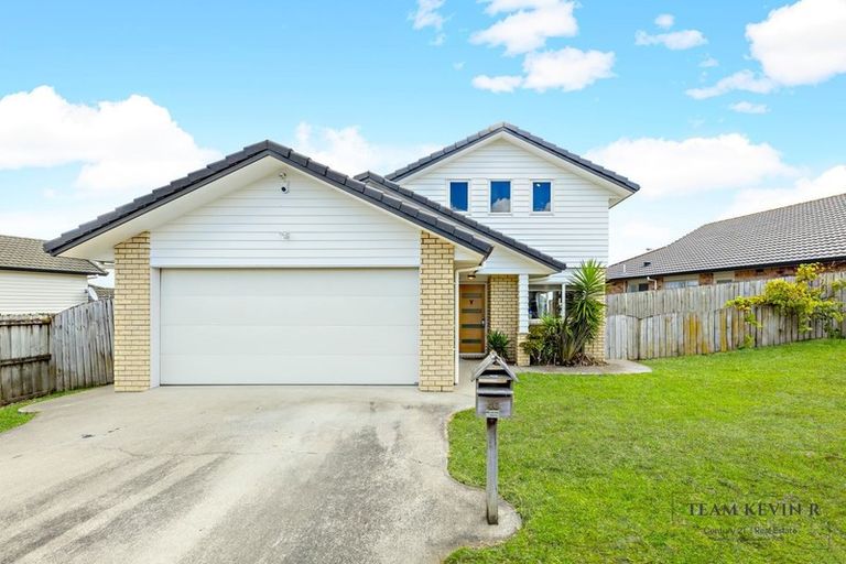 Photo of property in 46 Keri Vista Rise, Papakura, 2110