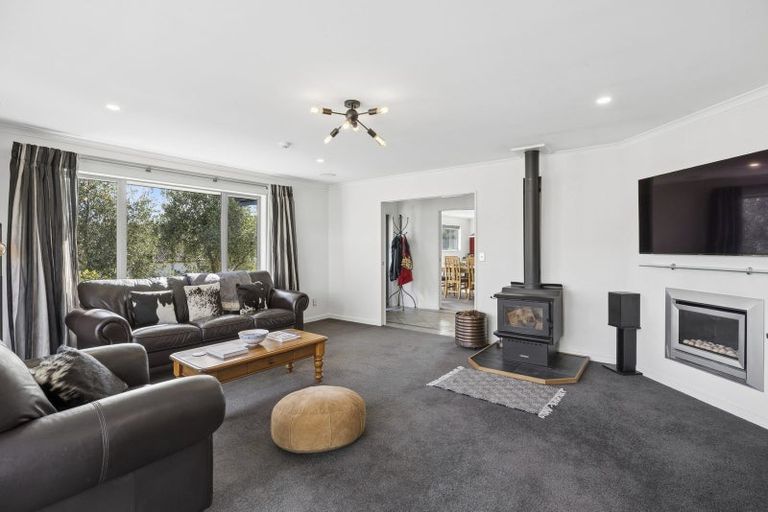 Photo of property in 24 Sunninghurst Drive, Fairfield, Dunedin, 9018