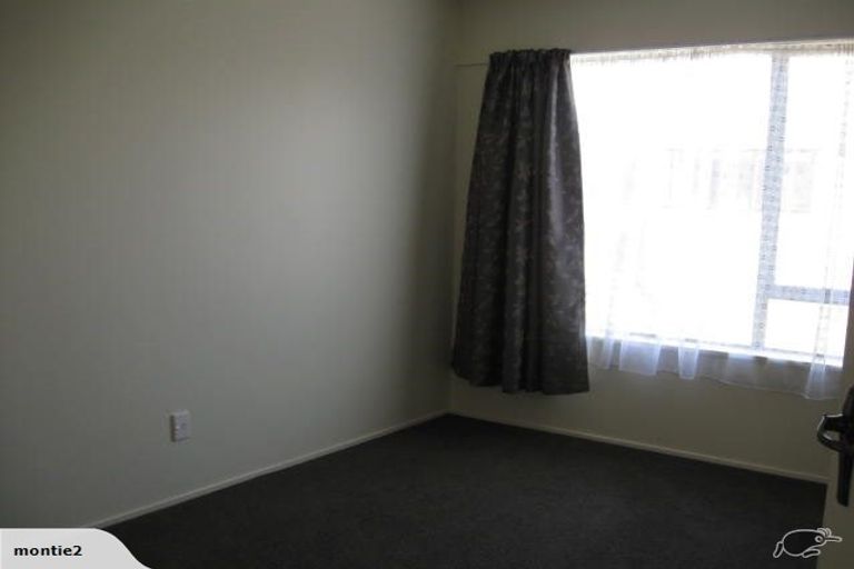Photo of property in 33 Mortlake Street, Islington, Christchurch, 8042