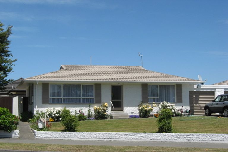 Photo of property in 29 Delaware Crescent, Russley, Christchurch, 8042