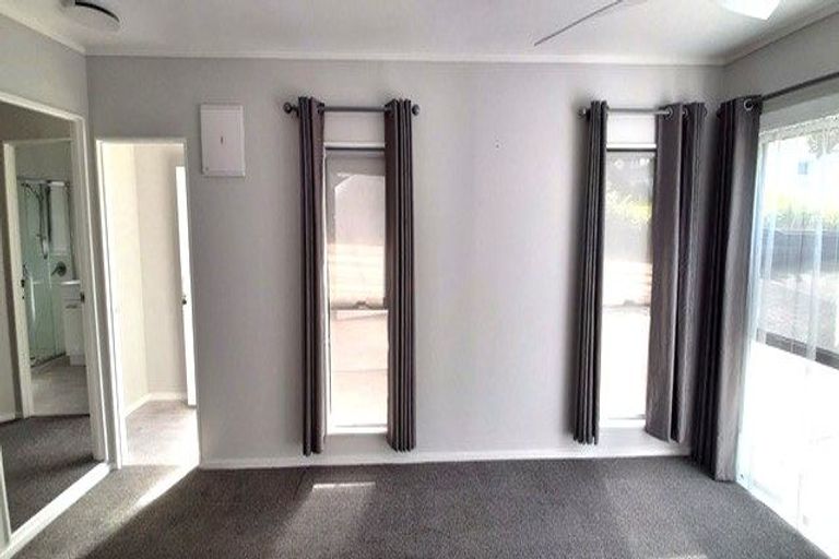 Photo of property in 6b Commins Road, Onerahi, Whangarei, 0110