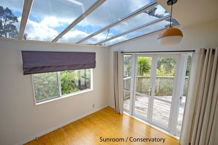 Photo of property in 11 Glenwood Avenue, Birkenhead, Auckland, 0626