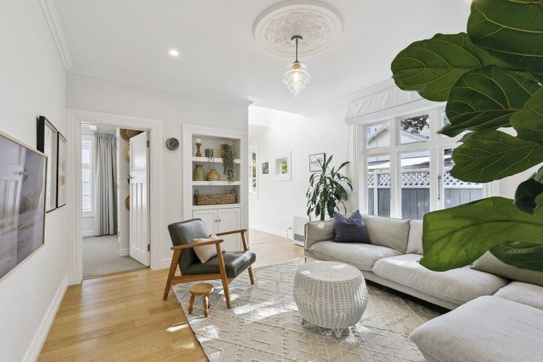 Photo of property in 40 Aparima Avenue, Miramar, Wellington, 6022