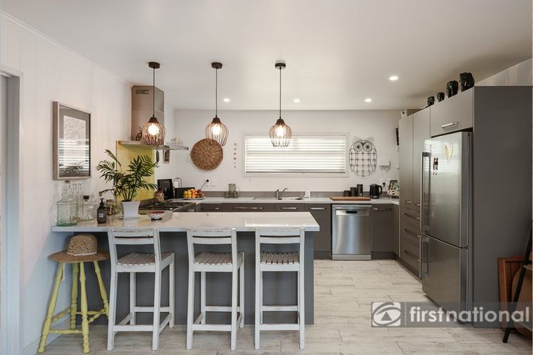 Photo of property in 120 Pukehina Parade, Pukehina, Te Puke, 3189