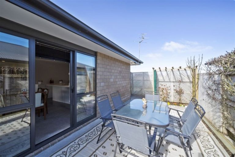 Photo of property in 11 Reremoana Close, Hawera, 4610