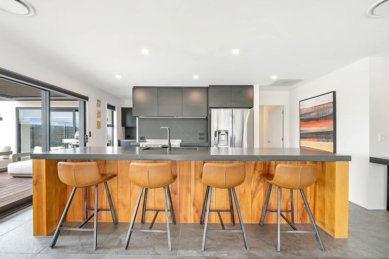 Photo of property in 17 Angus Place, Rangiora, 7400