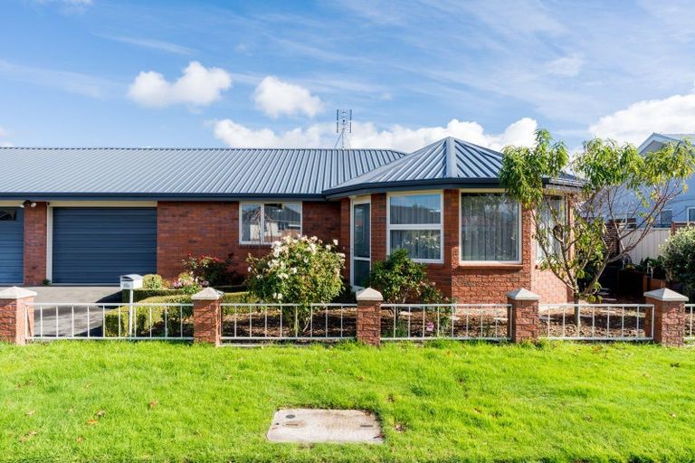 Photo of property in 6b Reid Avenue, Mosgiel, 9024