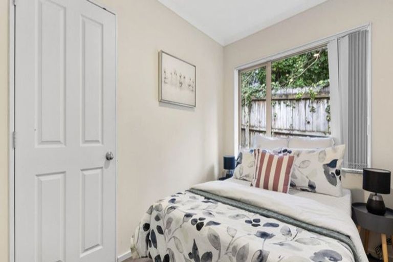 Photo of property in 17a Valley Road, Waiuku, 2123