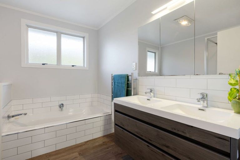 Photo of property in 620 Mcclure Street, Pirongia, 3802