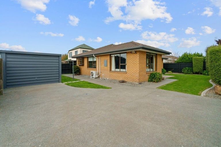 Photo of property in 19 Cunningham Place, Halswell, Christchurch, 8025