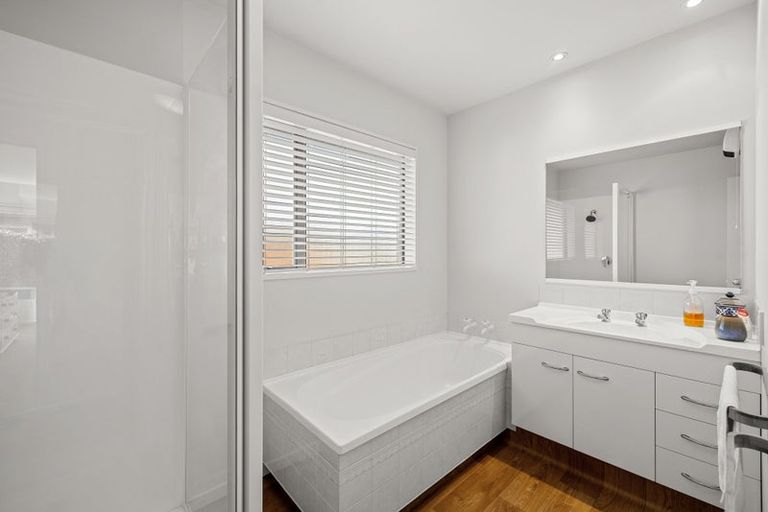 Photo of property in 2 Cataluna Place, Hei Hei, Christchurch, 8042