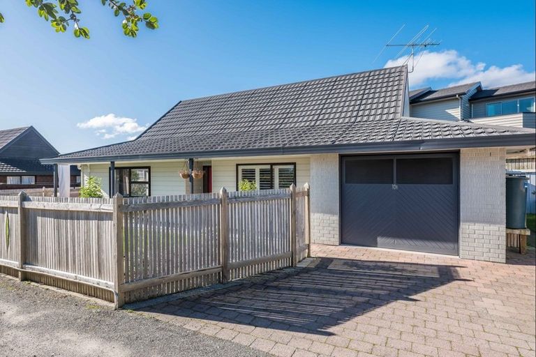 Photo of property in 10b Nathan Avenue, Paraparaumu Beach, Paraparaumu, 5032