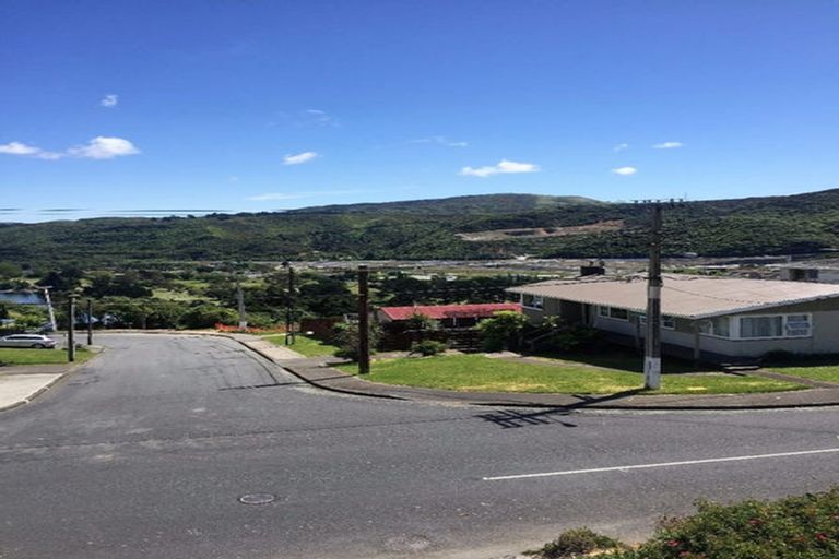 Photo of property in 19 Lord Street, Stokes Valley, Lower Hutt, 5019