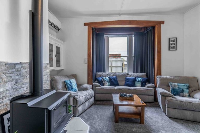 Photo of property in 17 Halton Street, East Gore, Gore, 9710