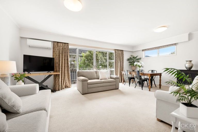 Photo of property in 52 Queens Grove, Hutt Central, Lower Hutt, 5010