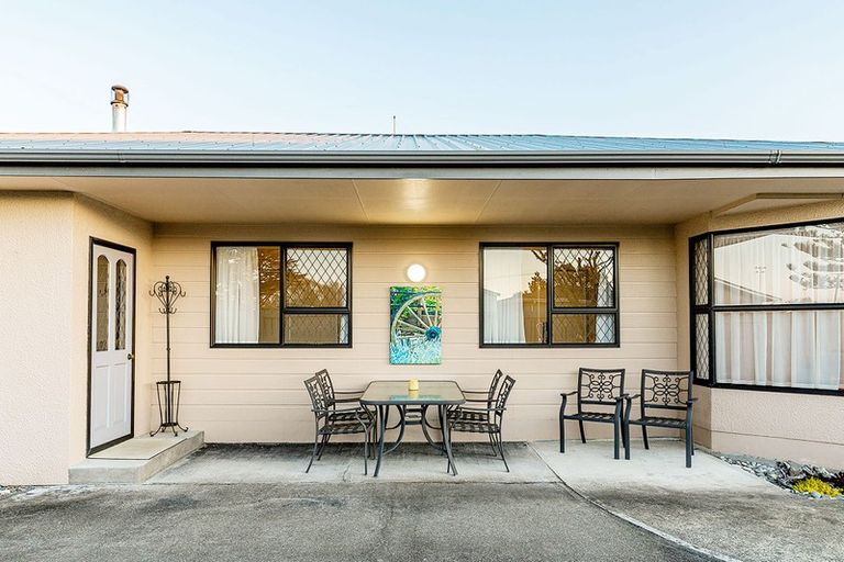 Photo of property in 4 Hunter Street, Westport, 7825