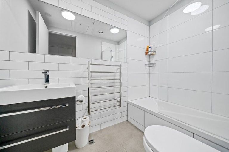 Photo of property in Detroit Apartments, 301/181u Tasman Street, Mount Cook, Wellington, 6021