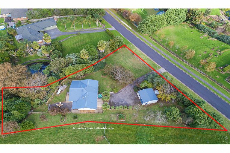 Photo of property in 4 Jenny Lane, Waiuku, 2123