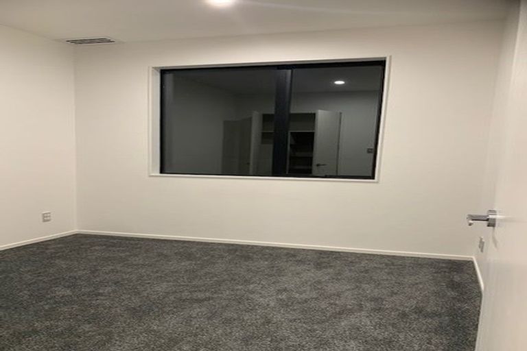 Photo of property in 24 Drumbuoy Drive, Flat Bush, Auckland, 2019