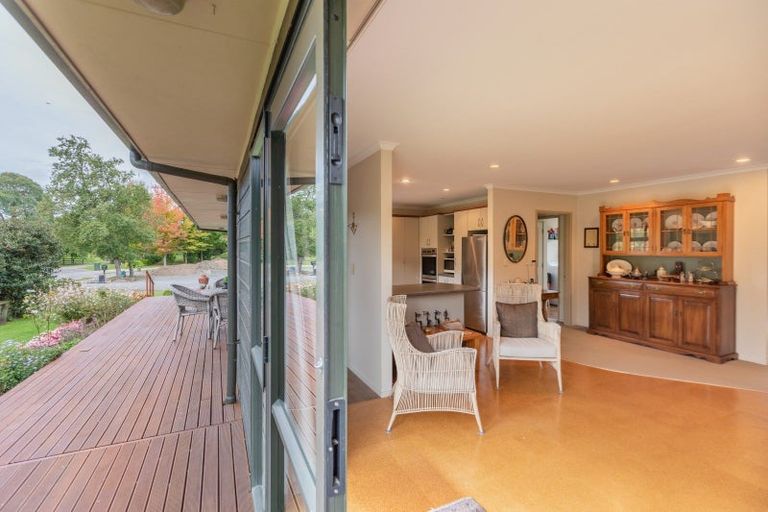 Photo of property in 2 Petersen Place, Waipukurau, 4200