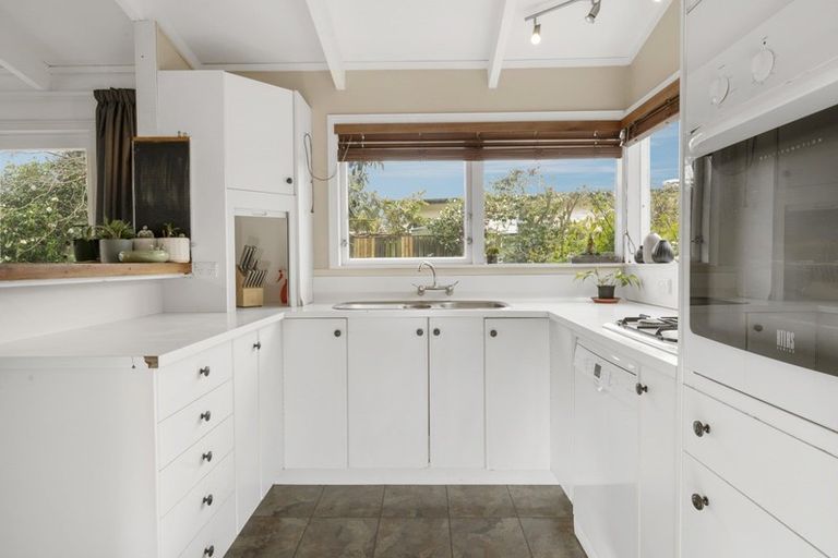 Photo of property in 18 Icarus Place, Sunnybrook, Rotorua, 3015