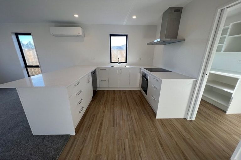 Photo of property in 21 Herridge Street, Woodend, 7691