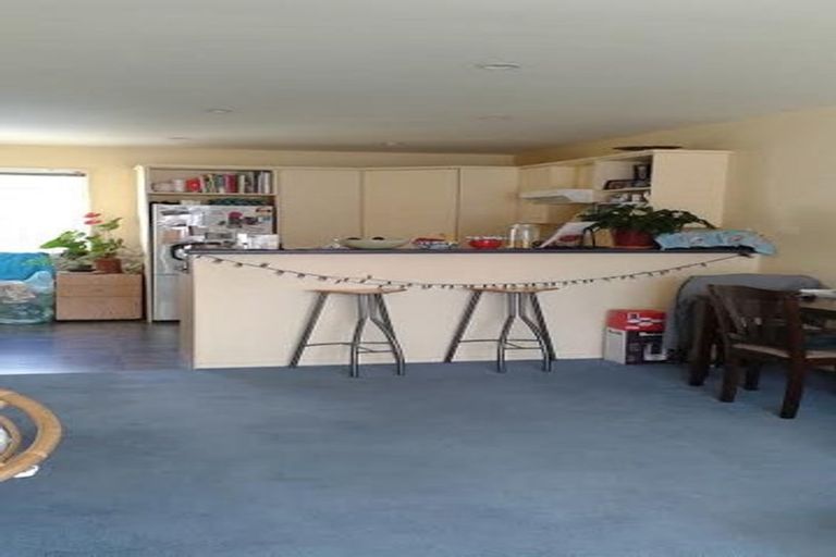 Photo of property in 10 Colombo Street, Hokowhitu, Palmerston North, 4410