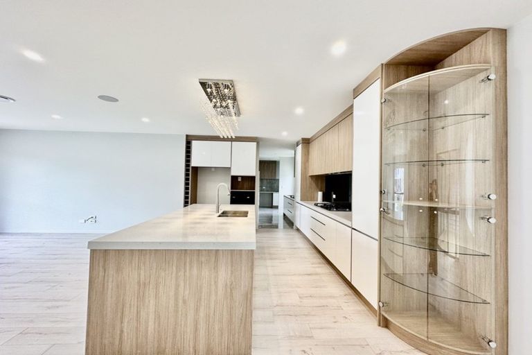 Photo of property in 60 Castlebane Drive, Flat Bush, Auckland, 2019