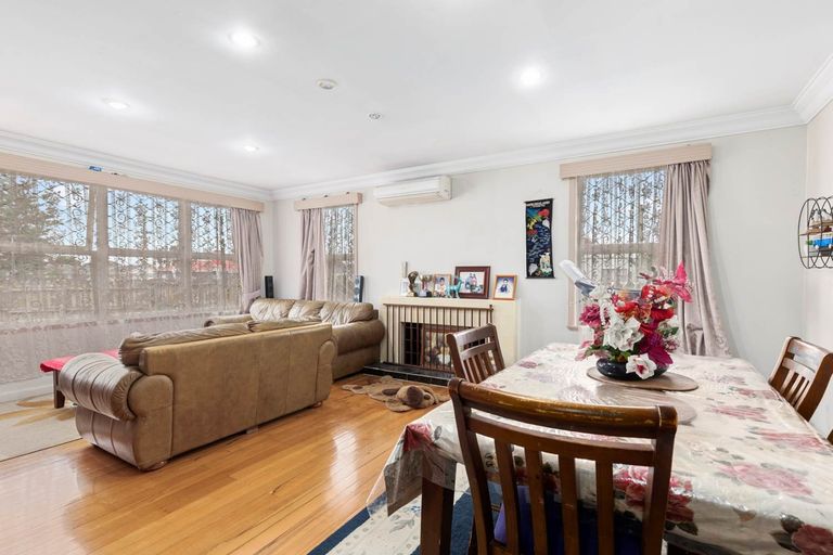 Photo of property in 49 Hoteo Avenue, Papatoetoe, Auckland, 2025