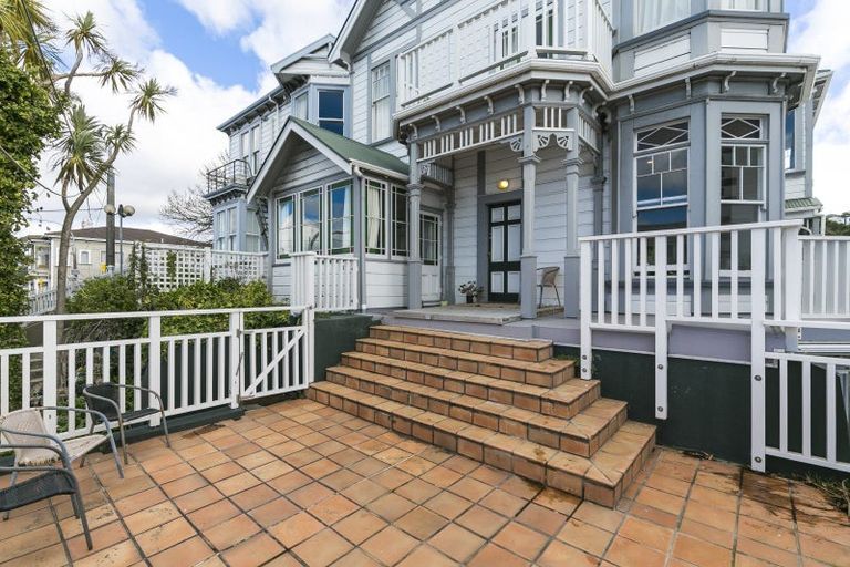 Photo of property in 246u1 The Terrace, Wellington Central, Wellington, 6011
